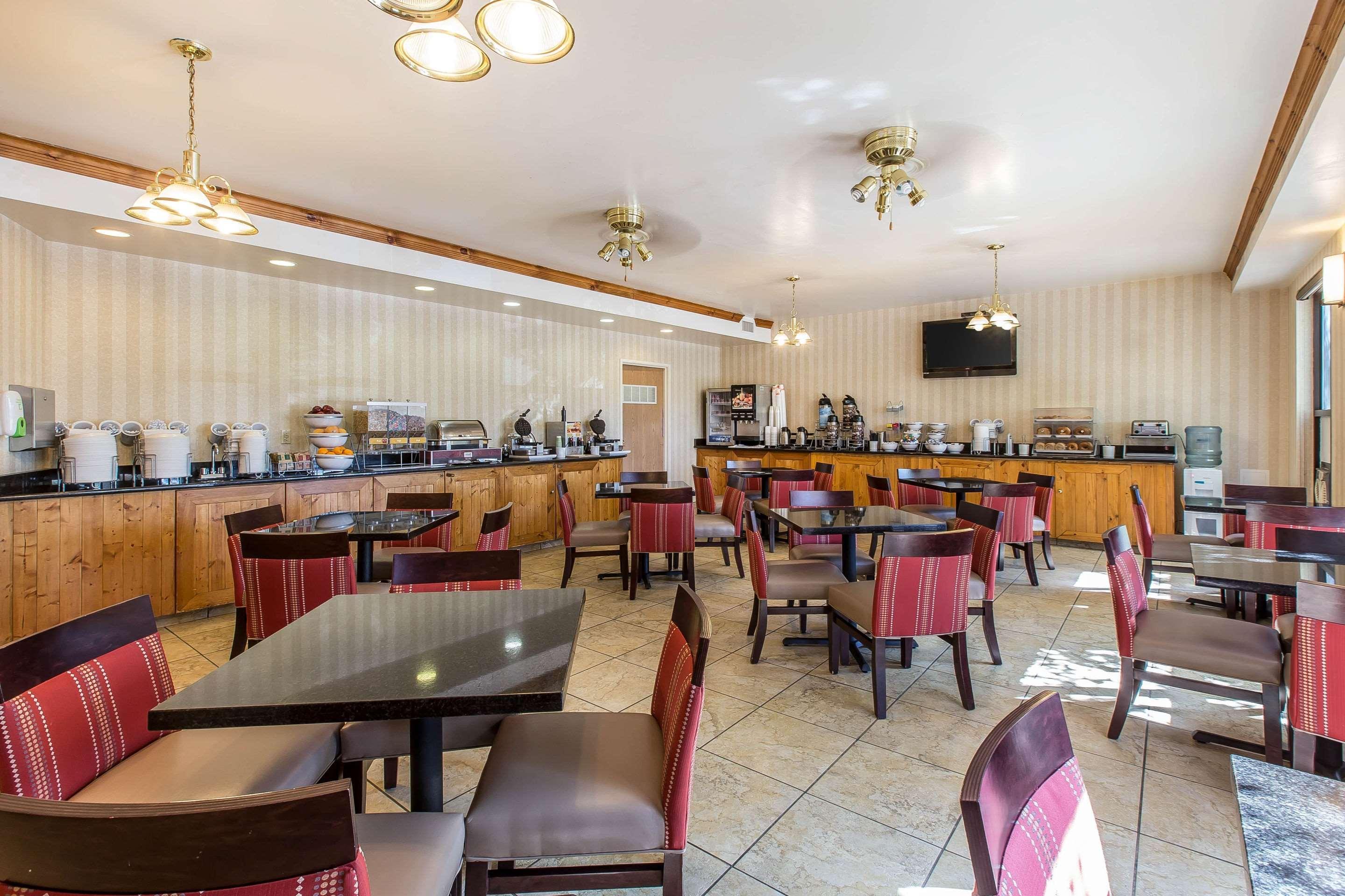 Comfort Suites Summit County Dillon Bagian luar foto