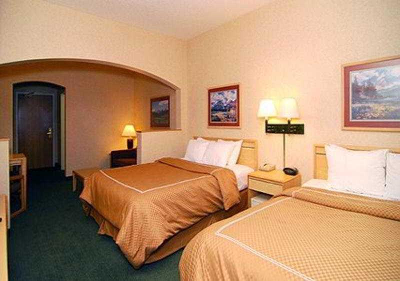Comfort Suites Summit County Dillon Bagian luar foto