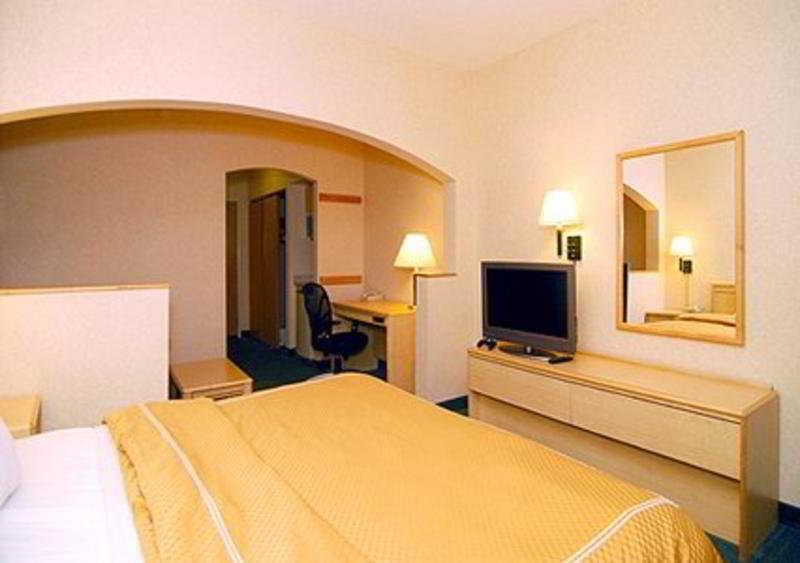 Comfort Suites Summit County Dillon Bagian luar foto